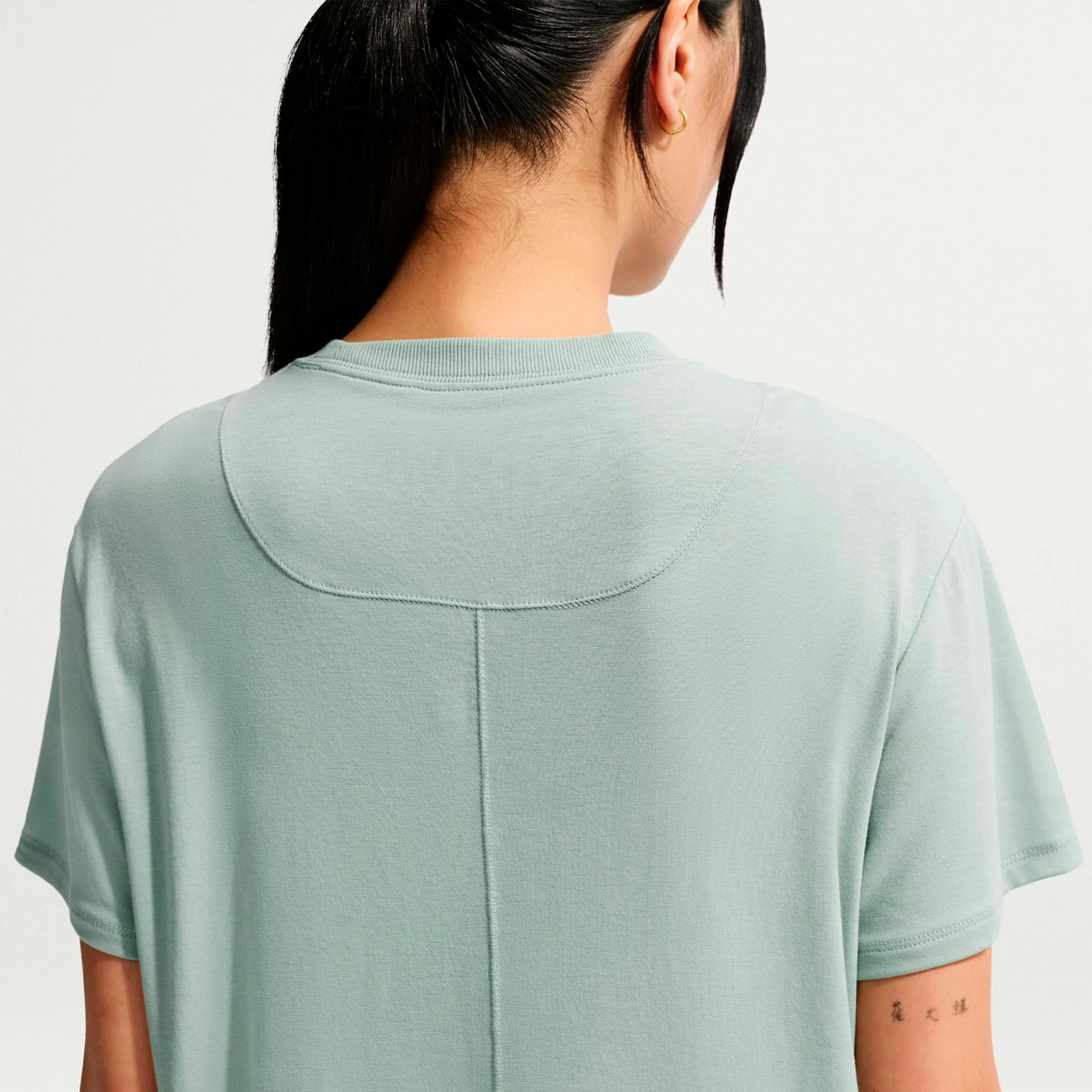 One Relaxed Dri-Fit T-Shirt Damen - salbei - Image 5