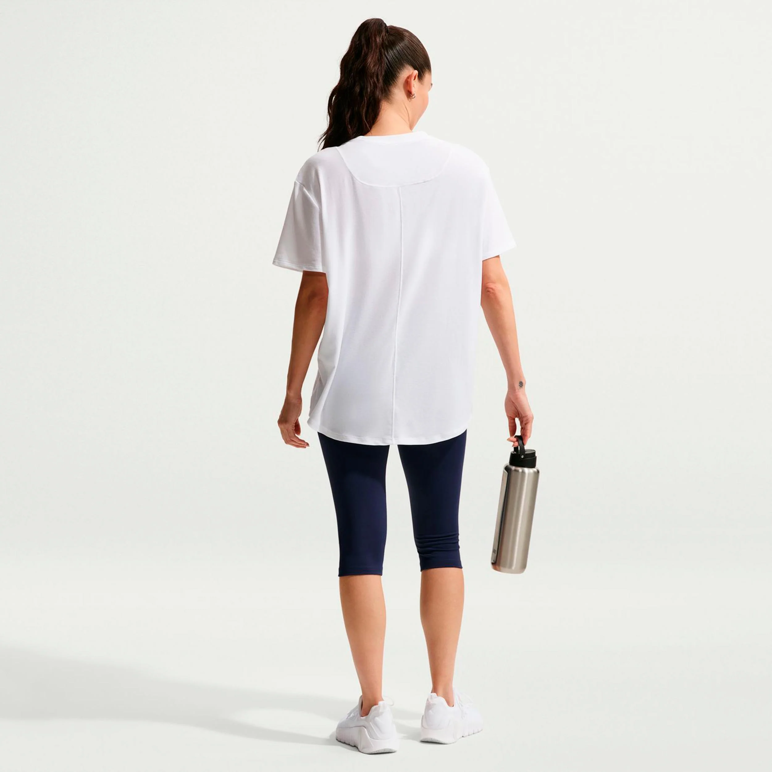 One Relaxed Dri-Fit  T-Shirt Damen-weiß - Image 3