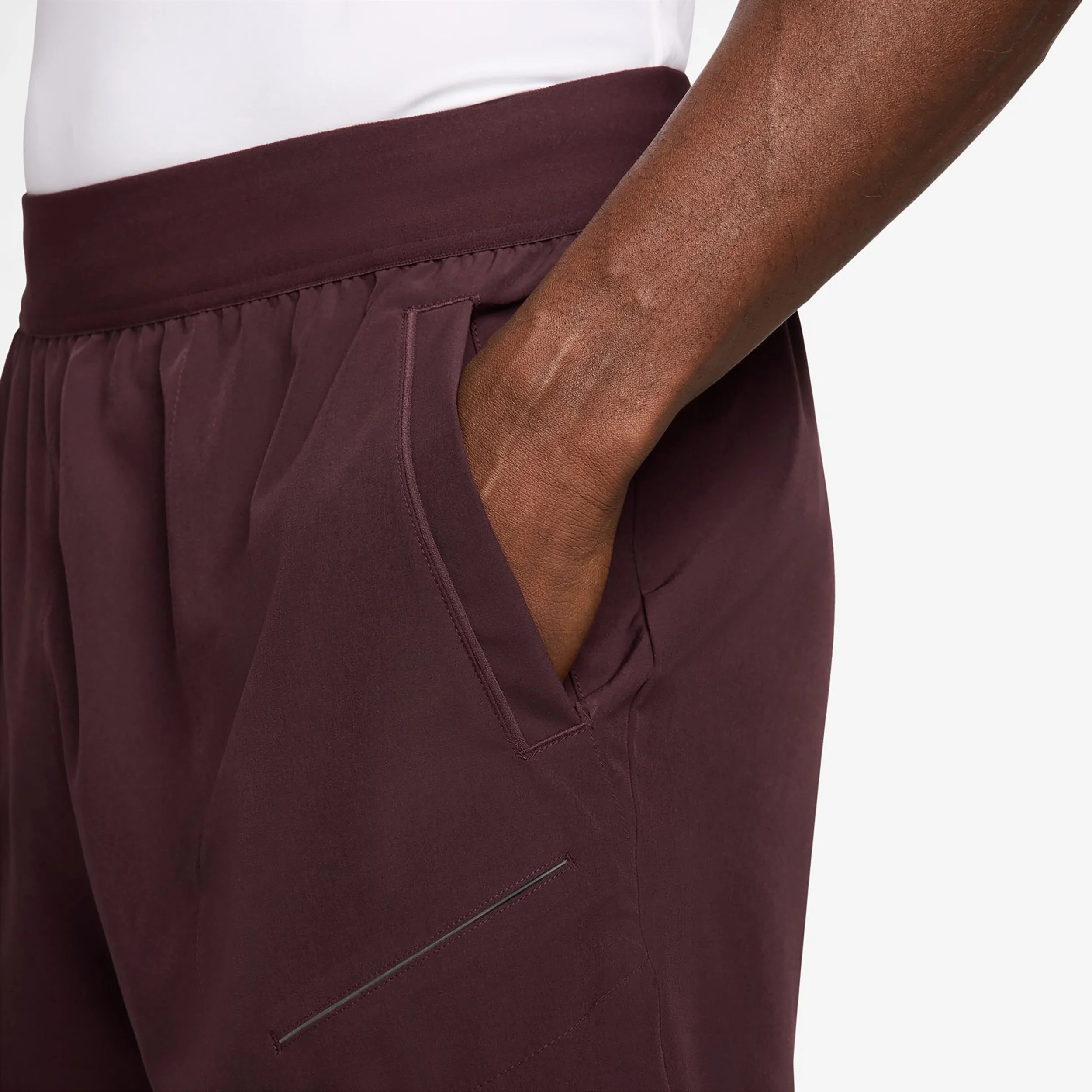 Sinner Court Dri-FIT Advantage 6in Shorts Herren - dunkelrot, weiß - Image 4
