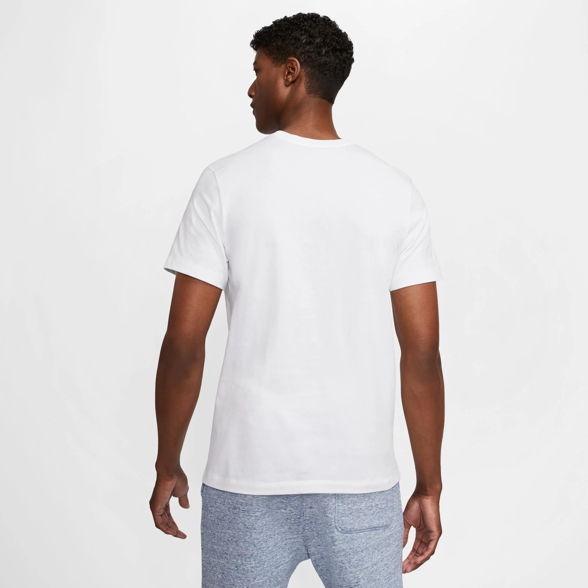 Sportswear Club T-Shirt Herren - weiß, - Image 5