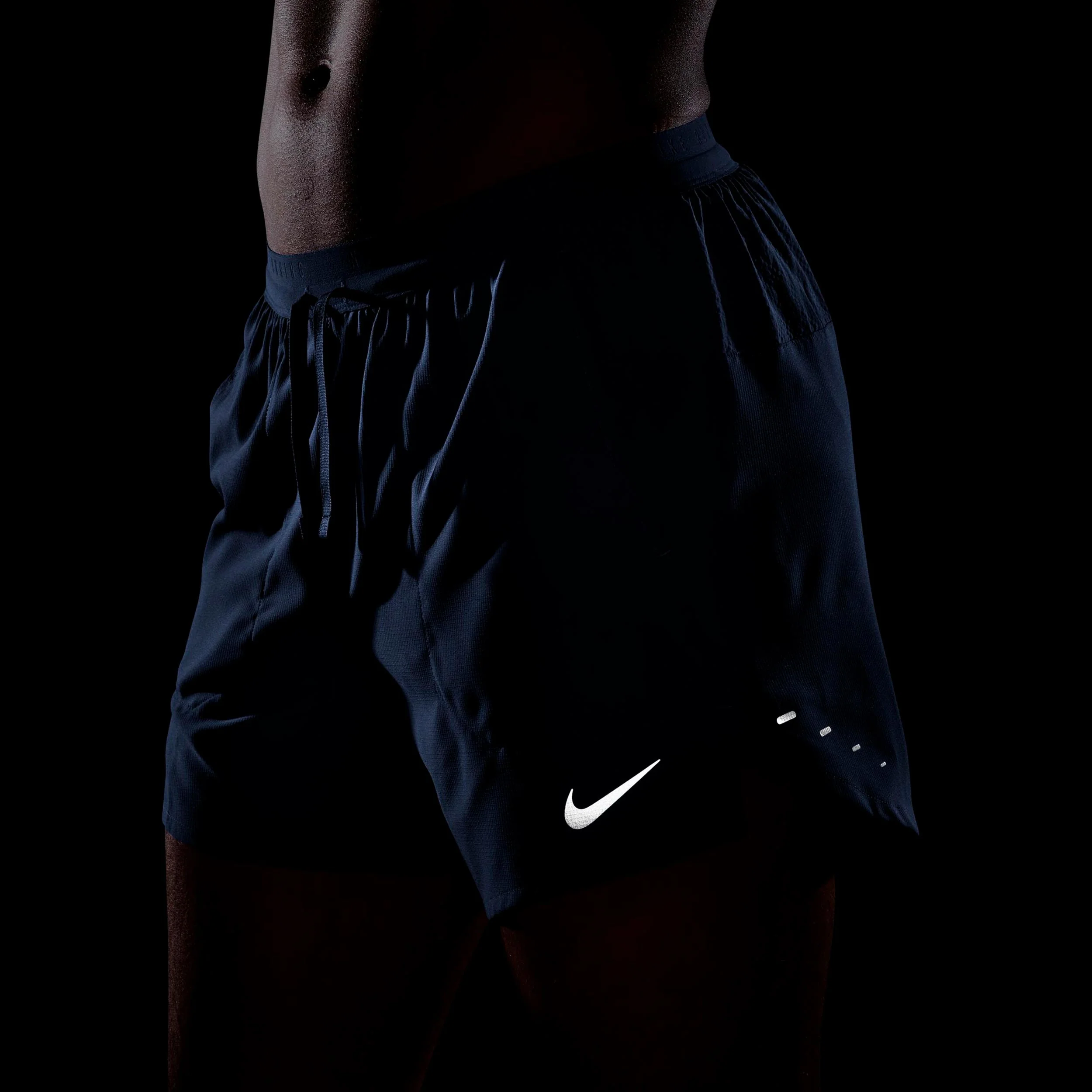STRIDE 5IN  Laufshorts Herren - dunkelblau, silber - Image 6