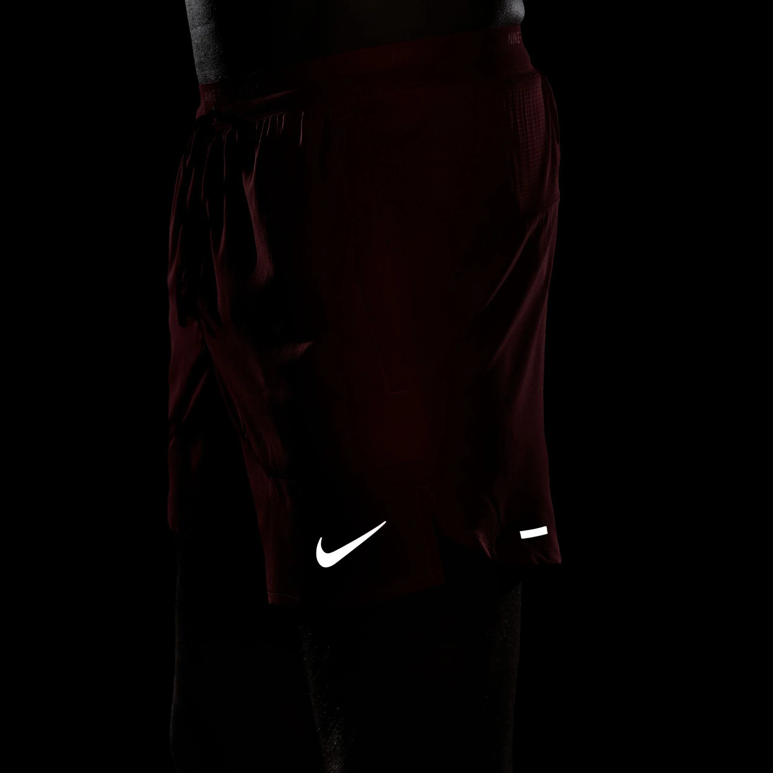 Stride 5in Laufshorts Herren-Rot,Schwarz - Image 6