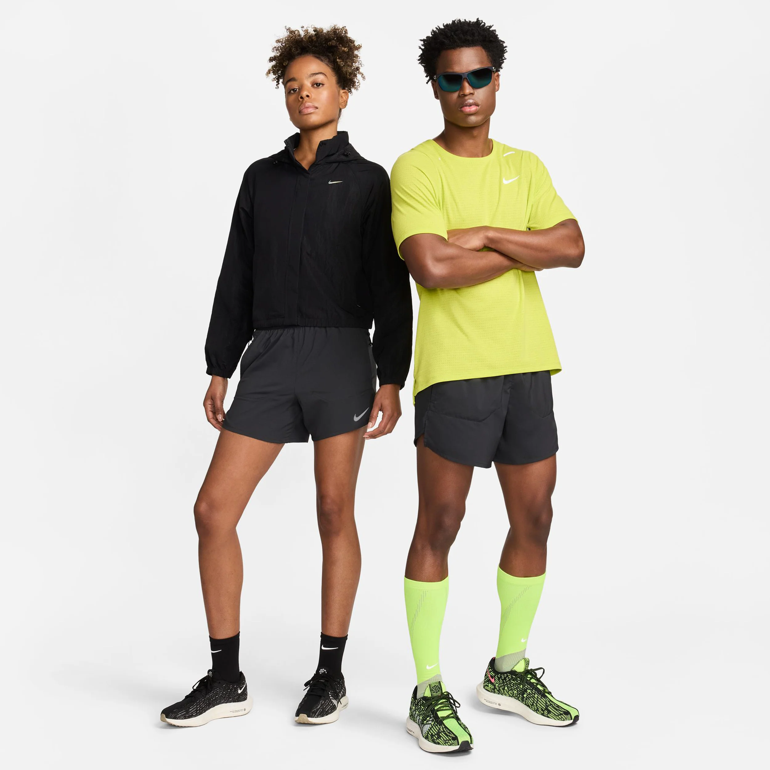Stride 5in Laufshorts Herren-Schwarz - Image 12