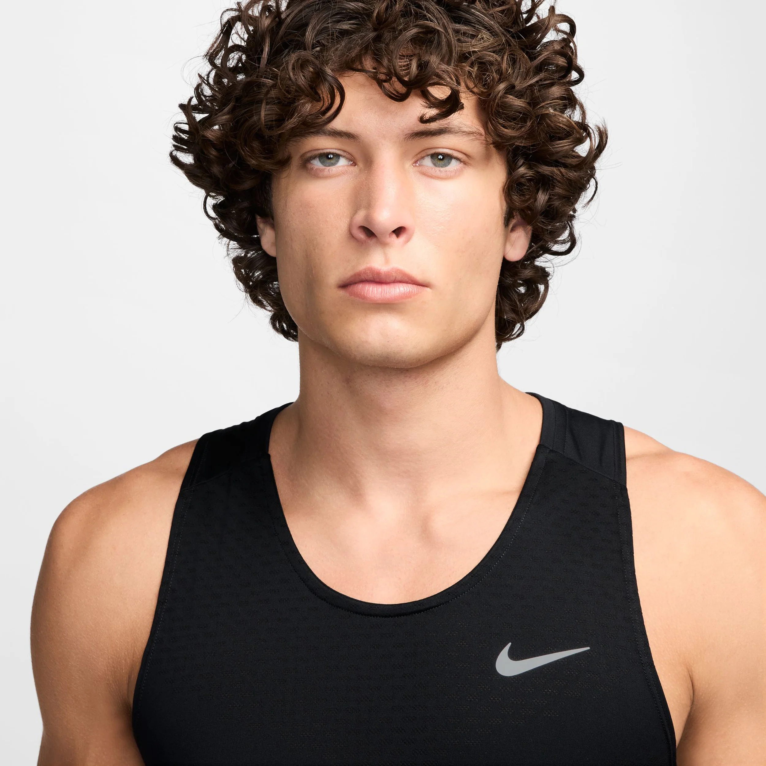 Stride Laufshirt Herren - schwarz - Image 7
