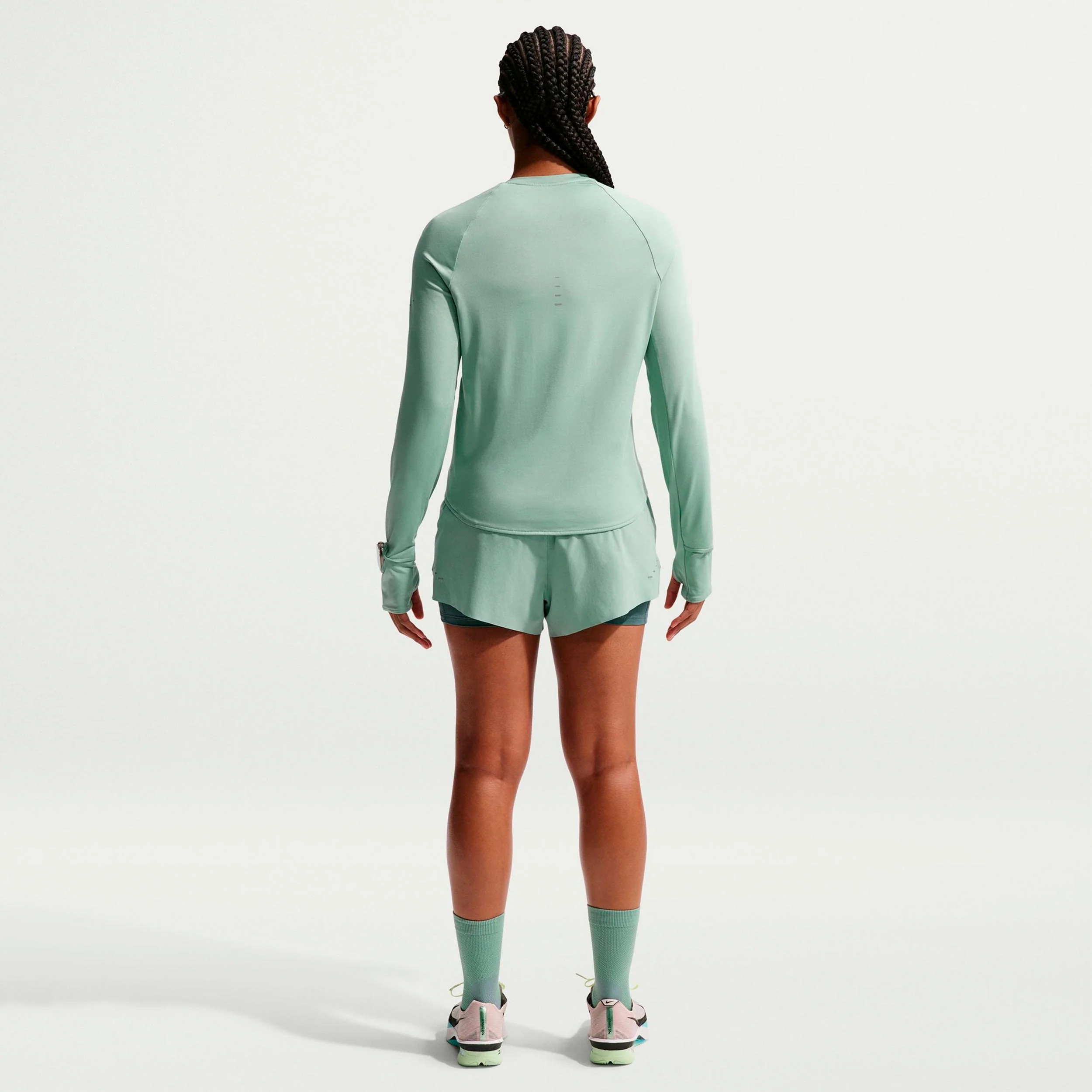 Swift Laufshorts Damen - hellgrün, silber - Image 3