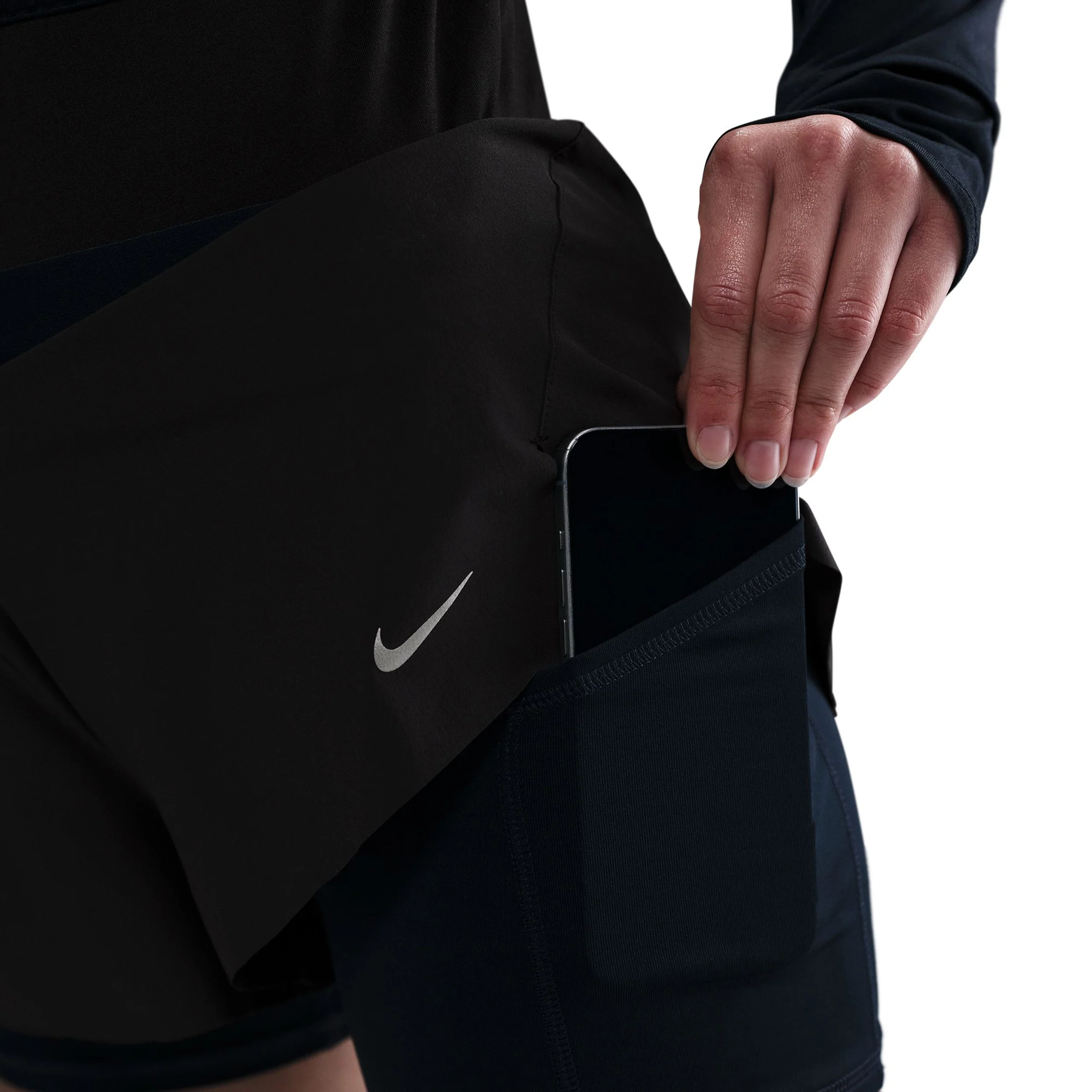 Swift Laufshorts Damen - schwarz - Image 11