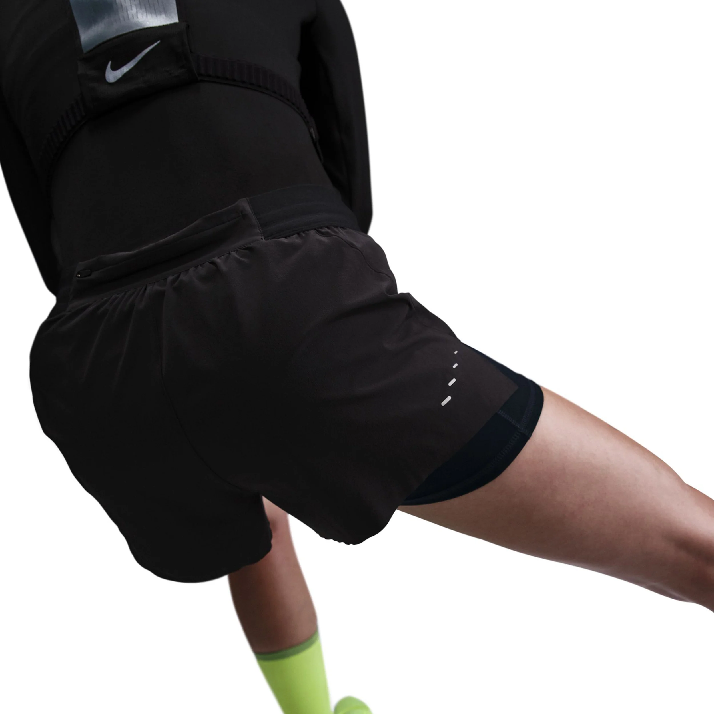 Swift Laufshorts Damen - schwarz - Image 9