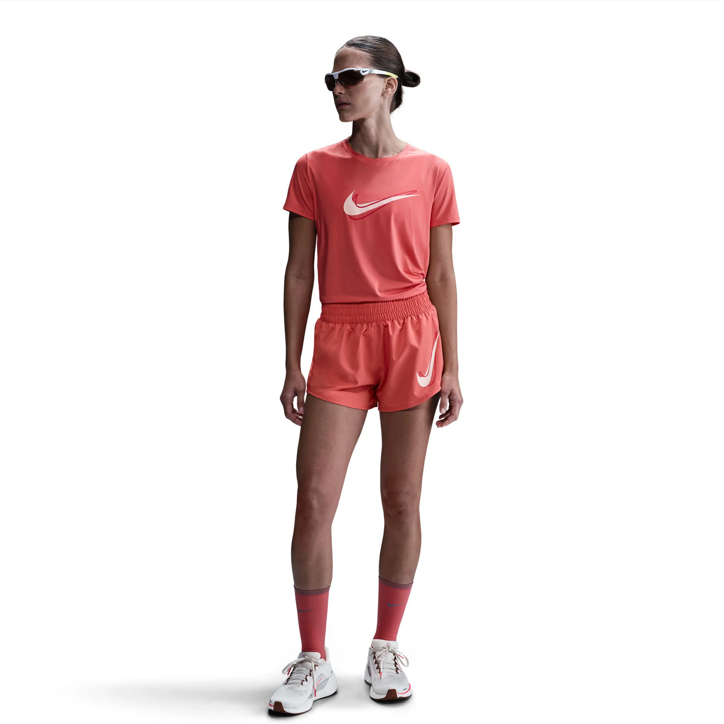 Swoosh Laufshirt Damen-Koralle - Image 4