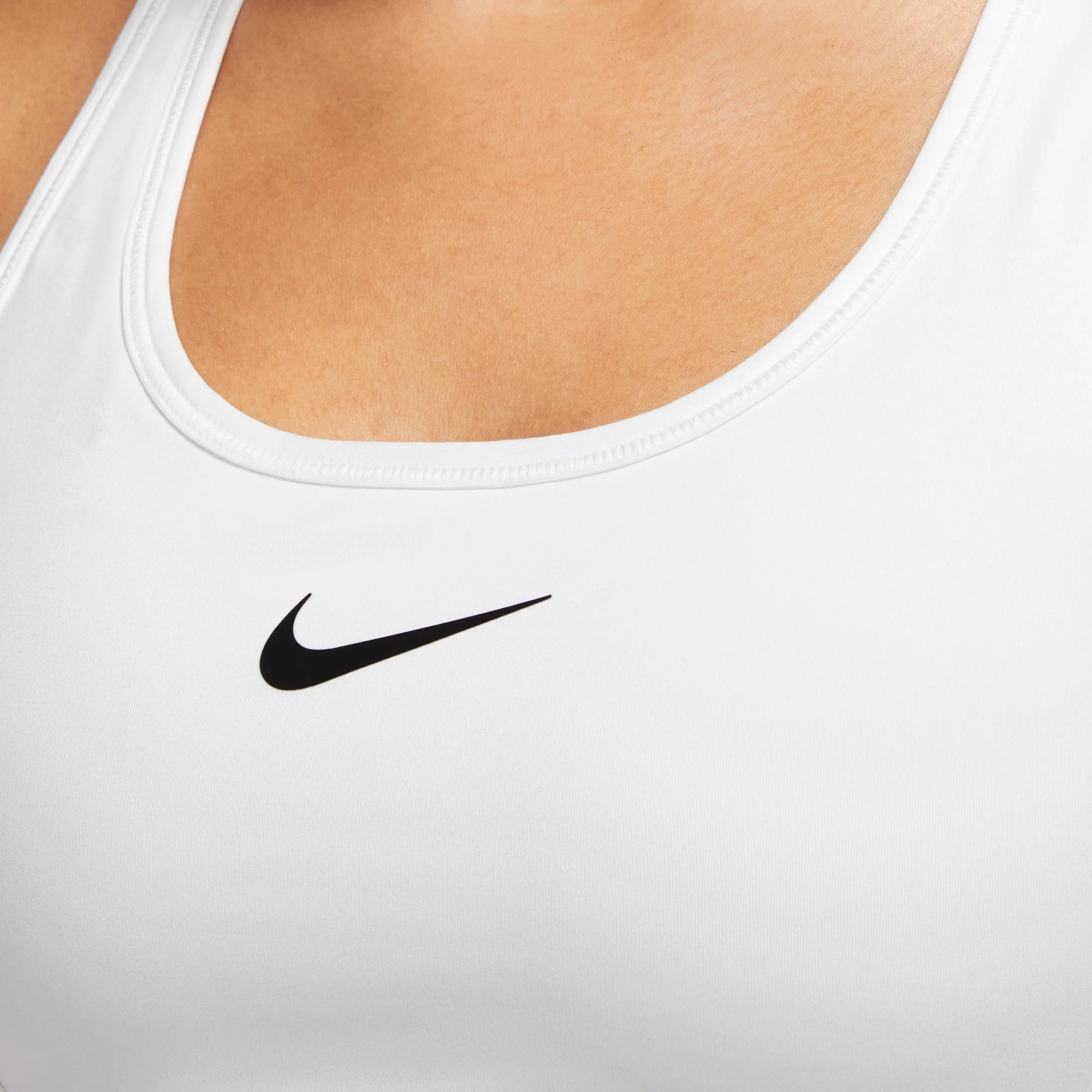 Swoosh Medium Sport-BH Damen-Weiß - Image 6