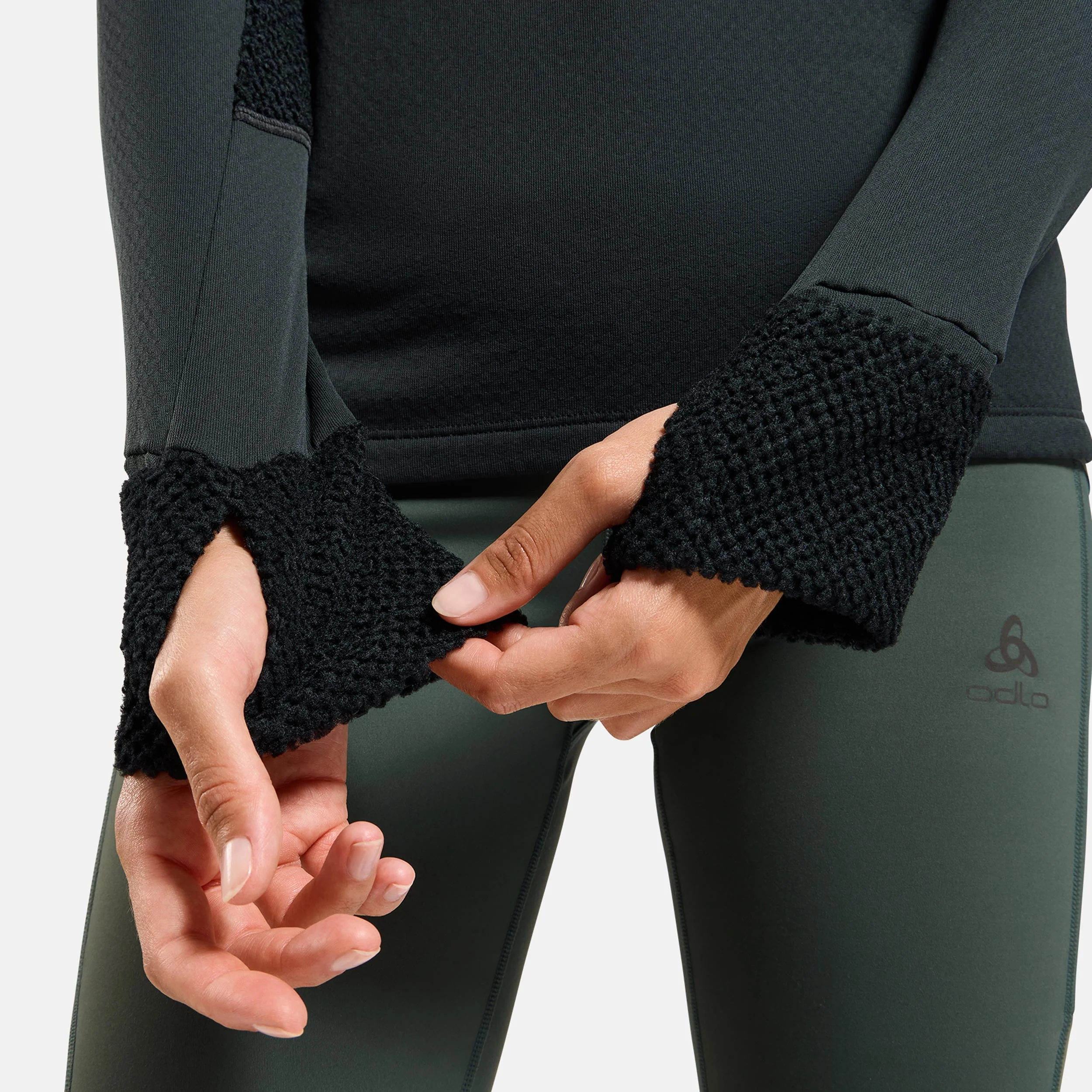X-Alp Midlayer Laufshirt Damen-Schwarz - Image 6