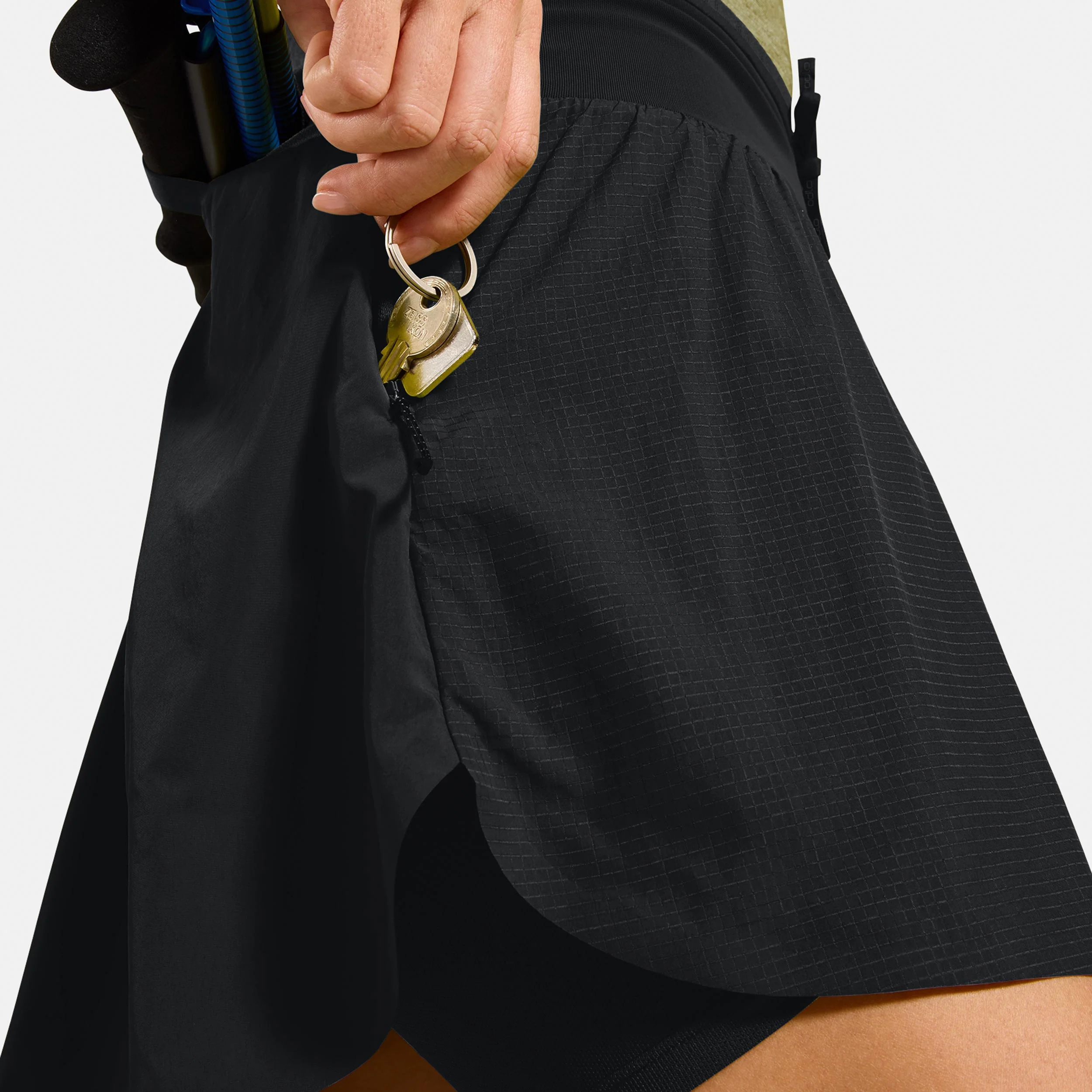 X-Alp Trail Laufshorts Damen-schwarz - Image 7