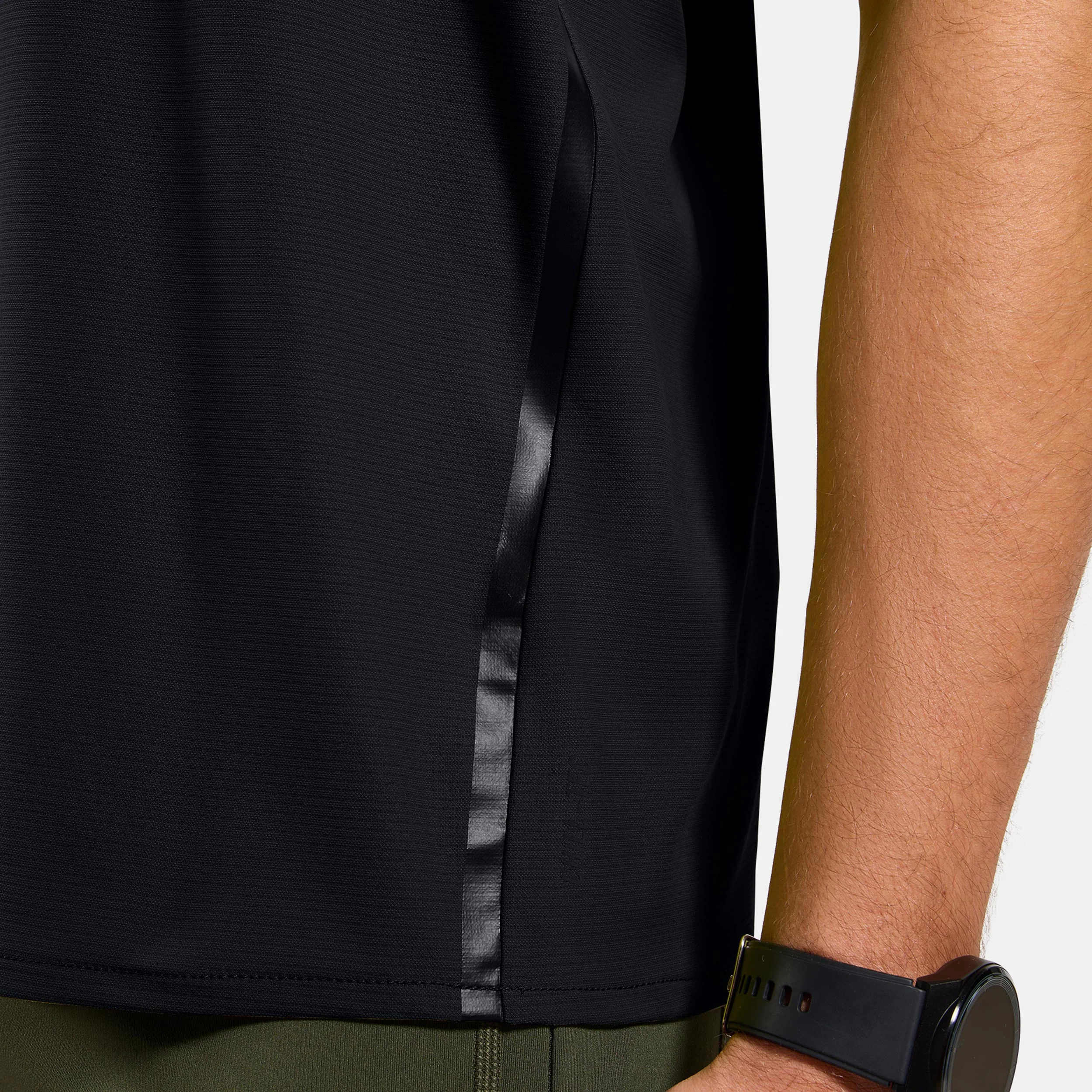 Zeroweight Chill-Tec Laufshirt Herren-schwarz - Image 5