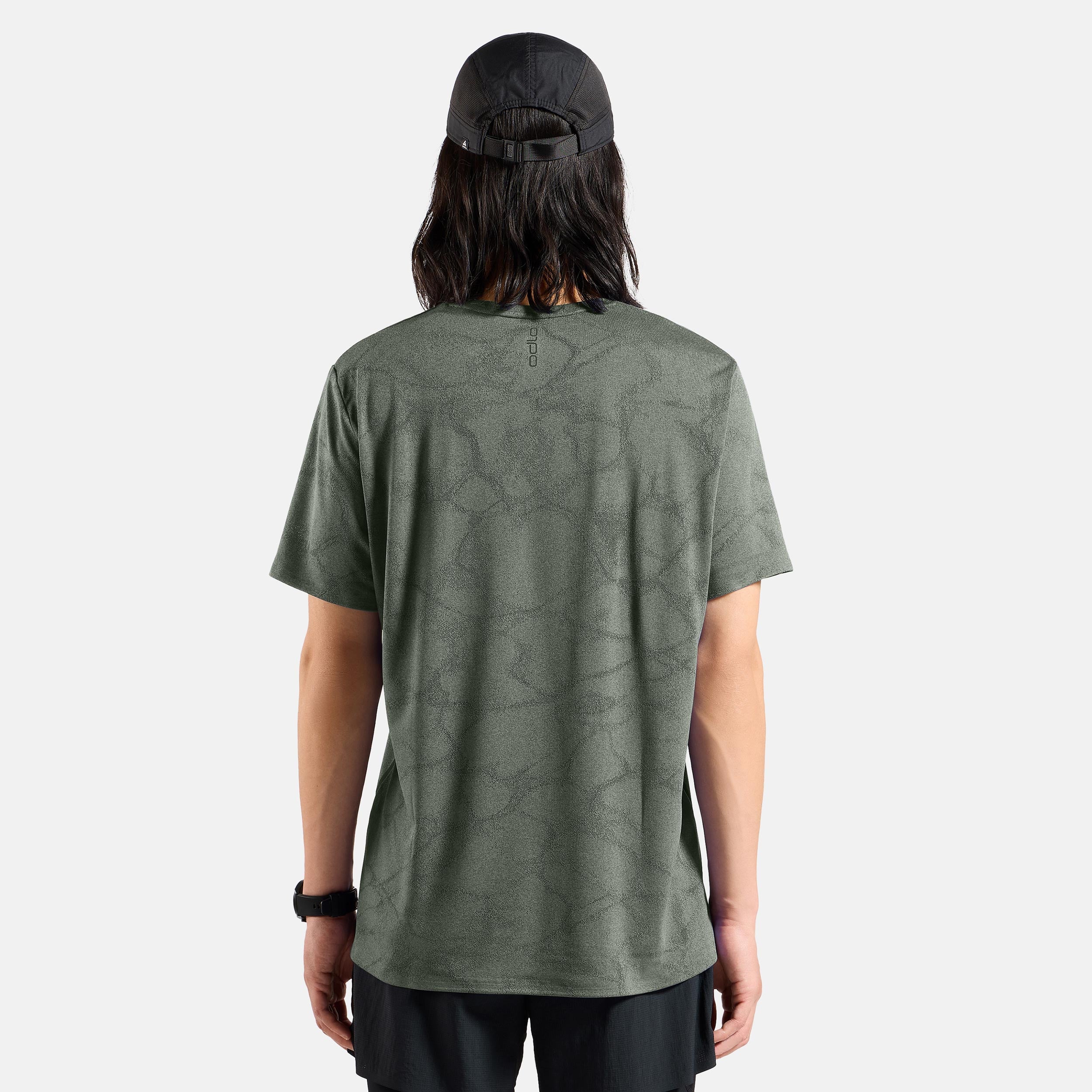 Zeroweight Engineered Chill-Tec Laufshirt Herren-Oliv - Image 4