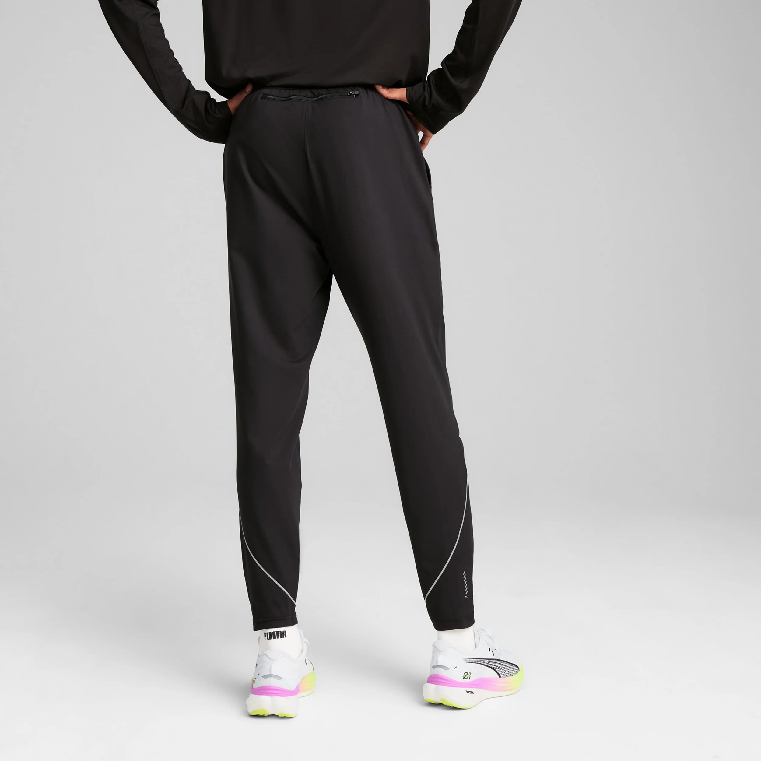 Cloudspun Tapered Laufhose Herren-Schwarz - Image 7