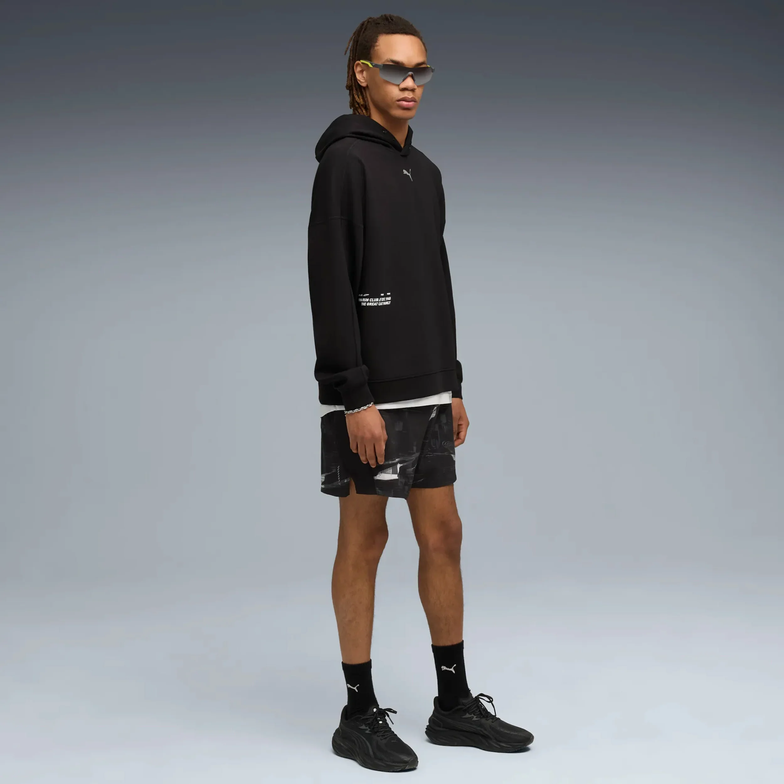 Run Club Hoody-Schwarz - Image 4