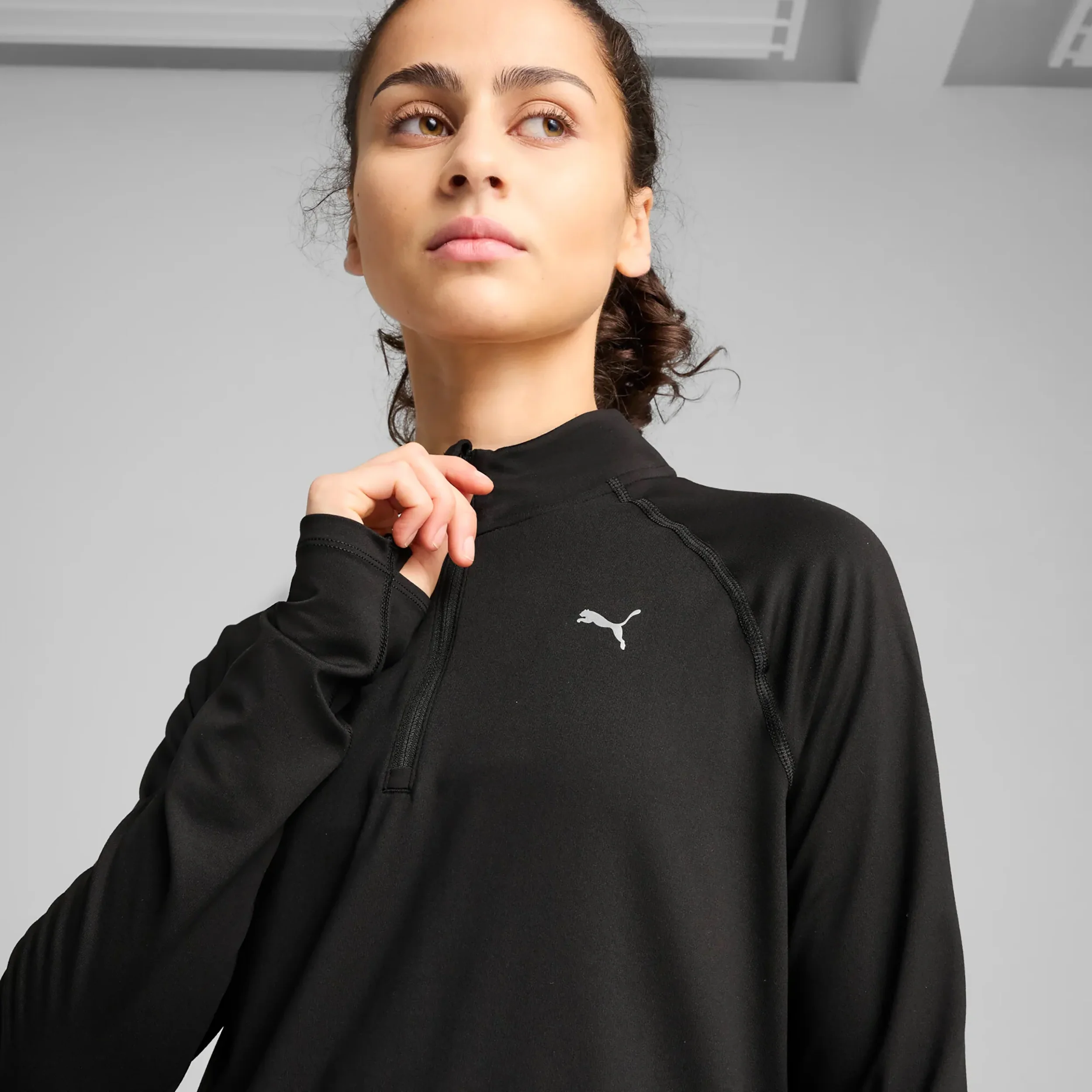 Velocity Cloudspun 1/4 Zip Laufshirt Damen-Schwarz - Image 5