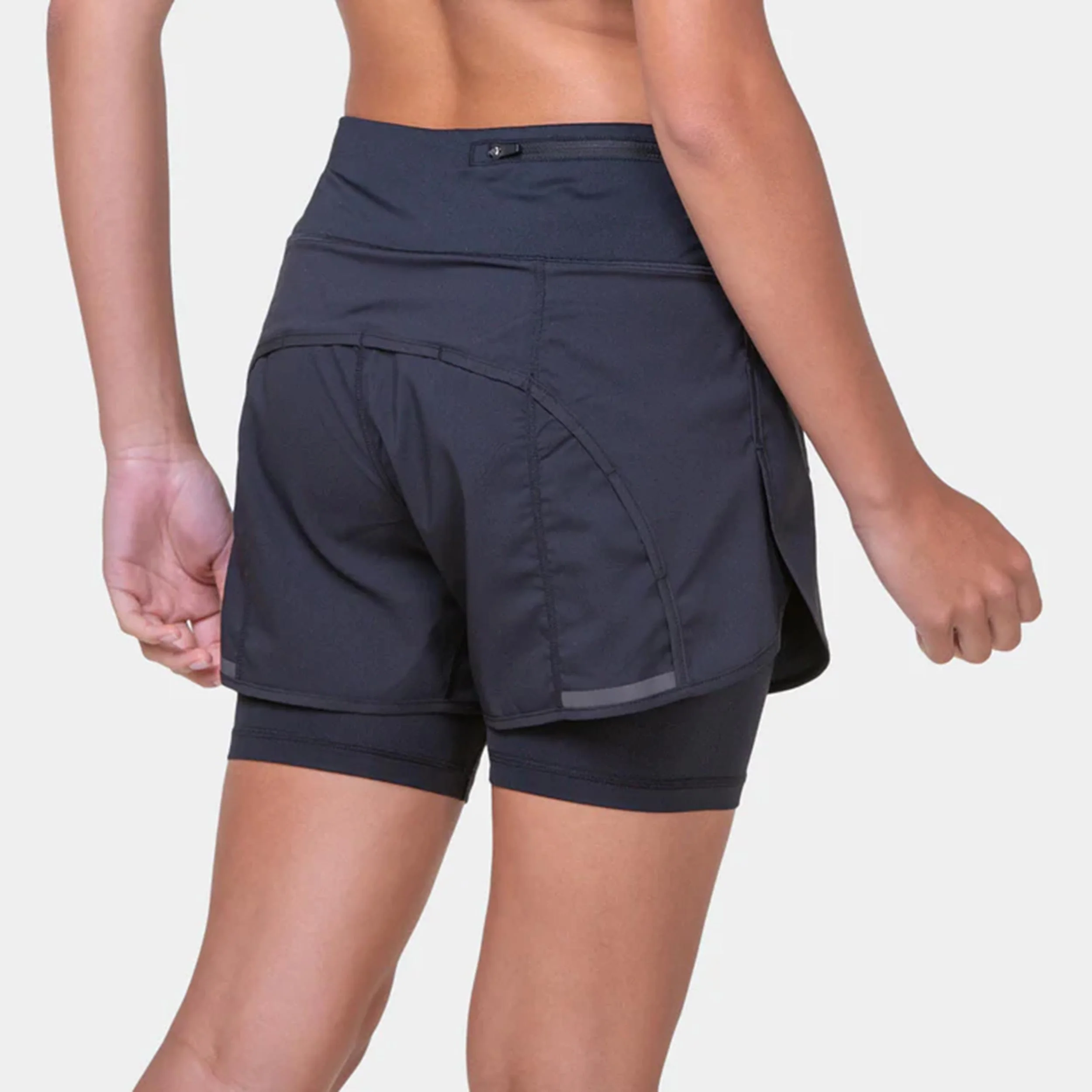 Tech 4.5in Laufshorts Damen-Schwarz - Image 4
