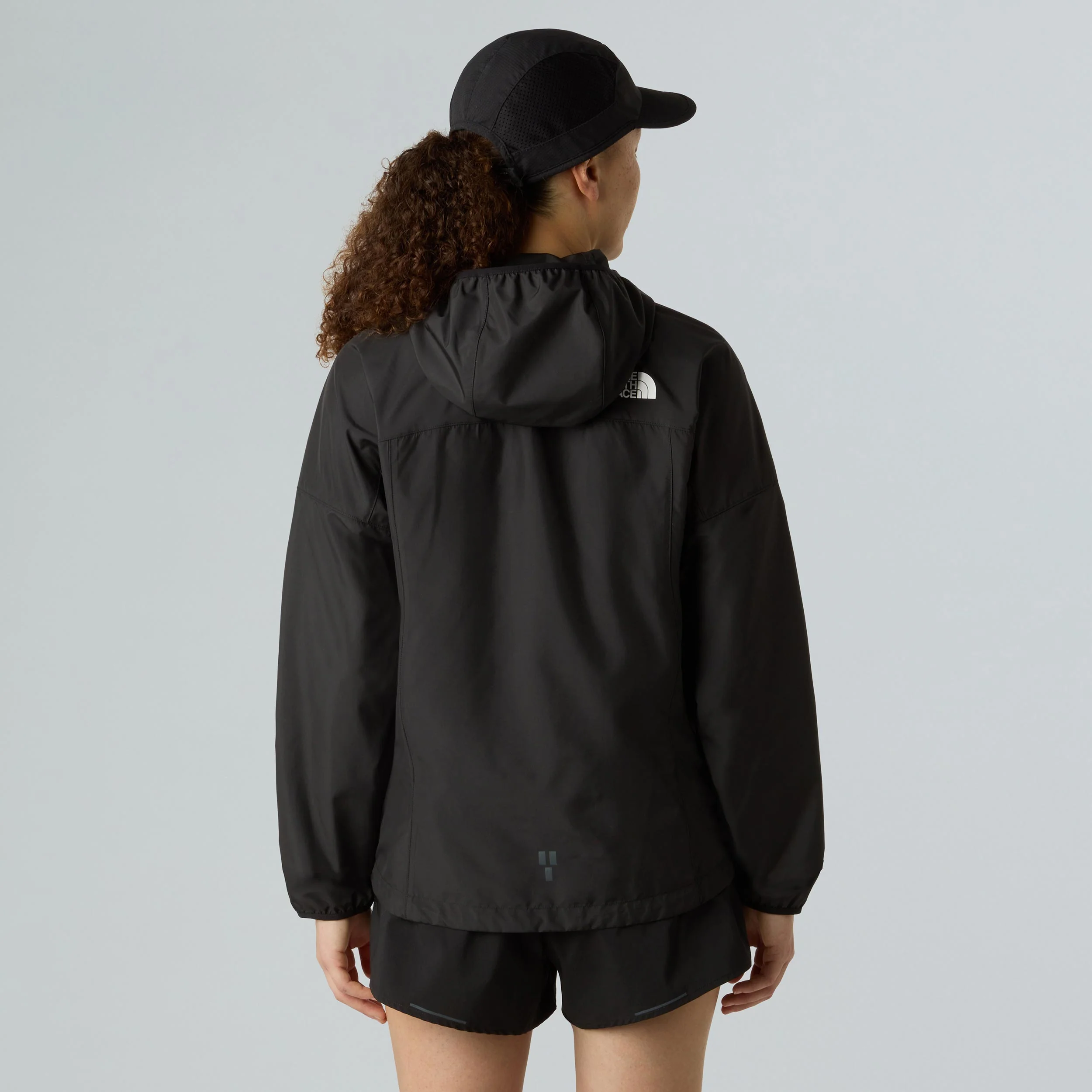 Higher Run Wind Laufjacke Damen-Schwarz - Image 4