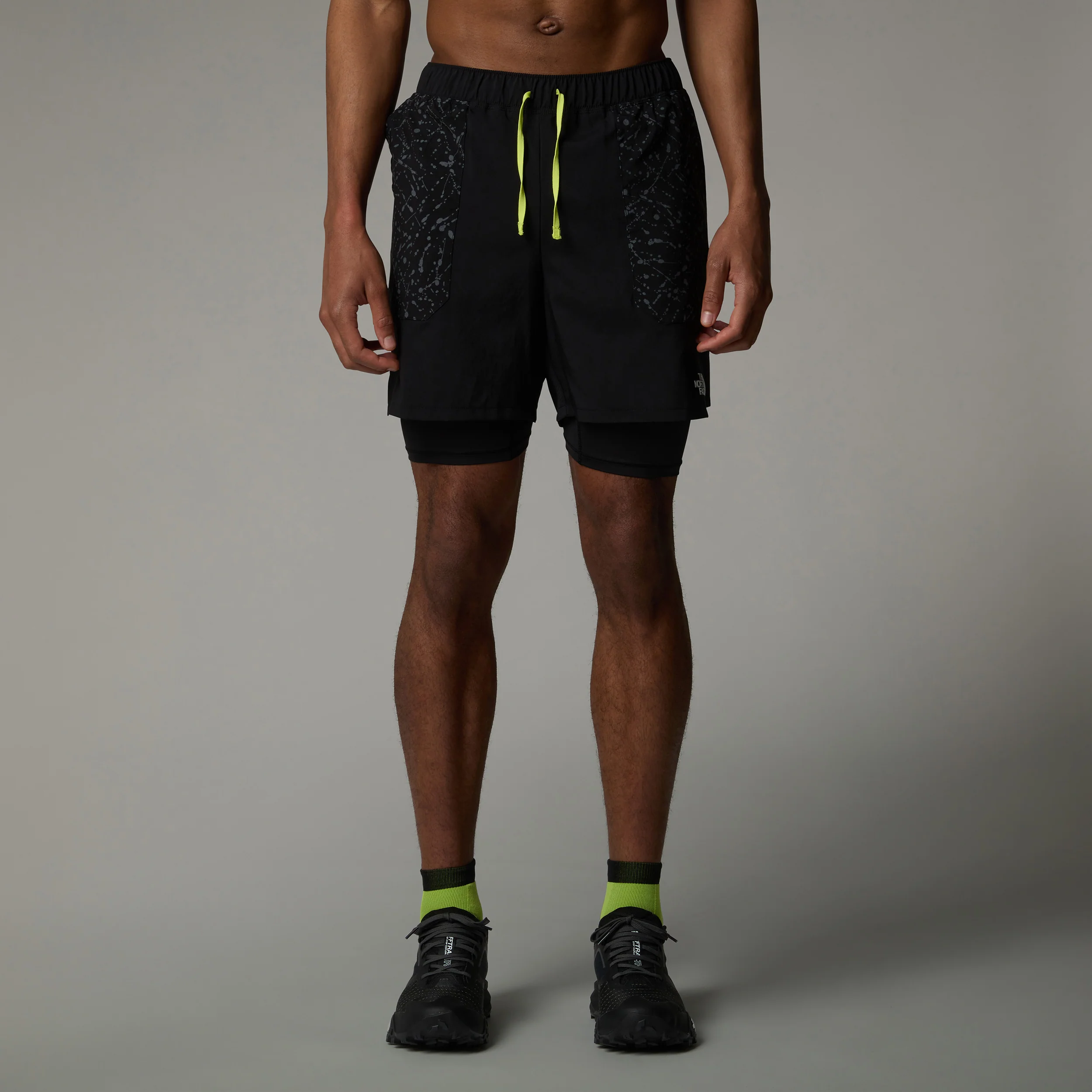 Sunriser 2in1 6in Laufshorts Herren-Schwarz,Neongrün - Image 3