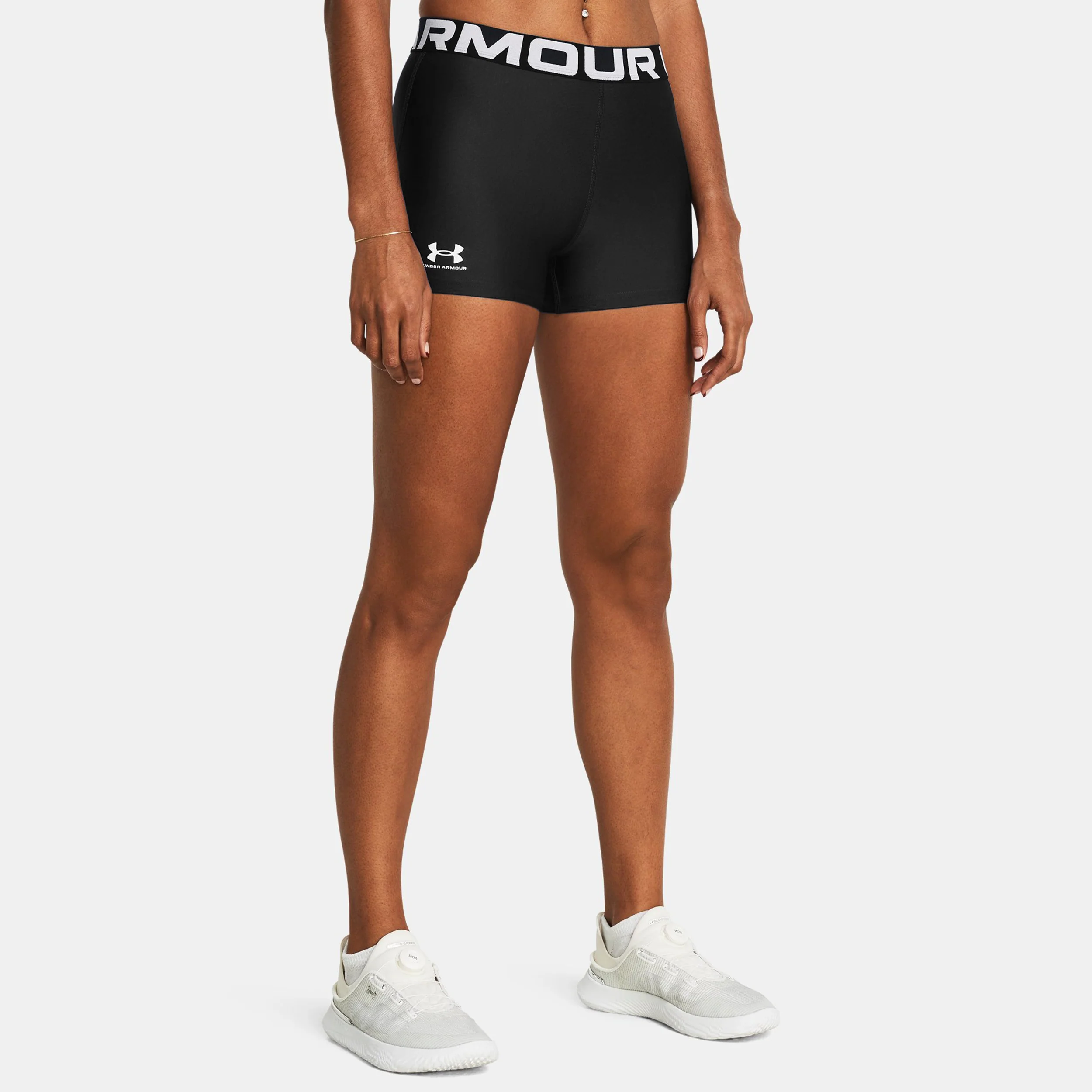 Heatgear Authentics Shorty Ballshorts Damen-Schwarz - Image 3