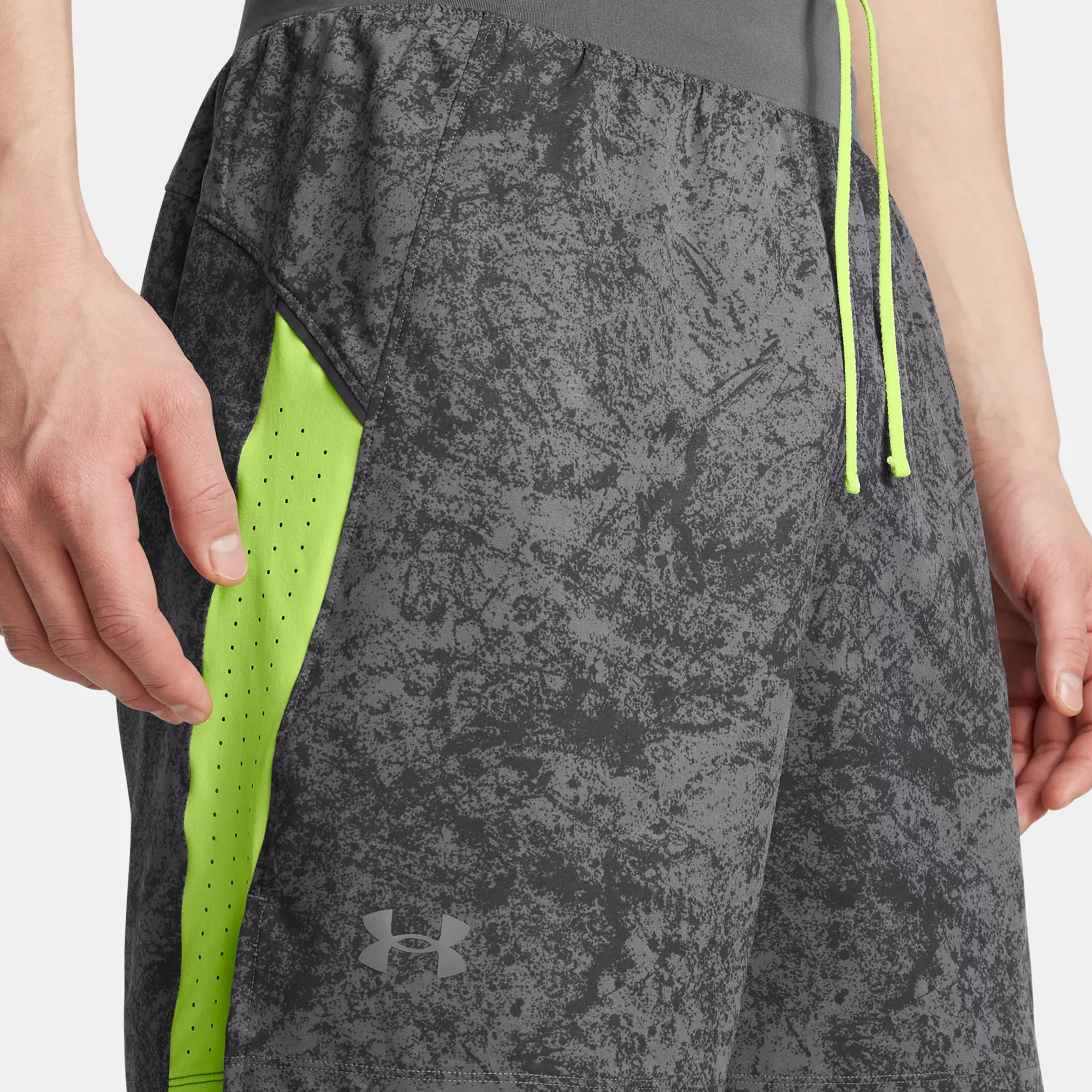 Launch Pro 7in Printed Laufshorts Herren-Grau,Grün - Image 6