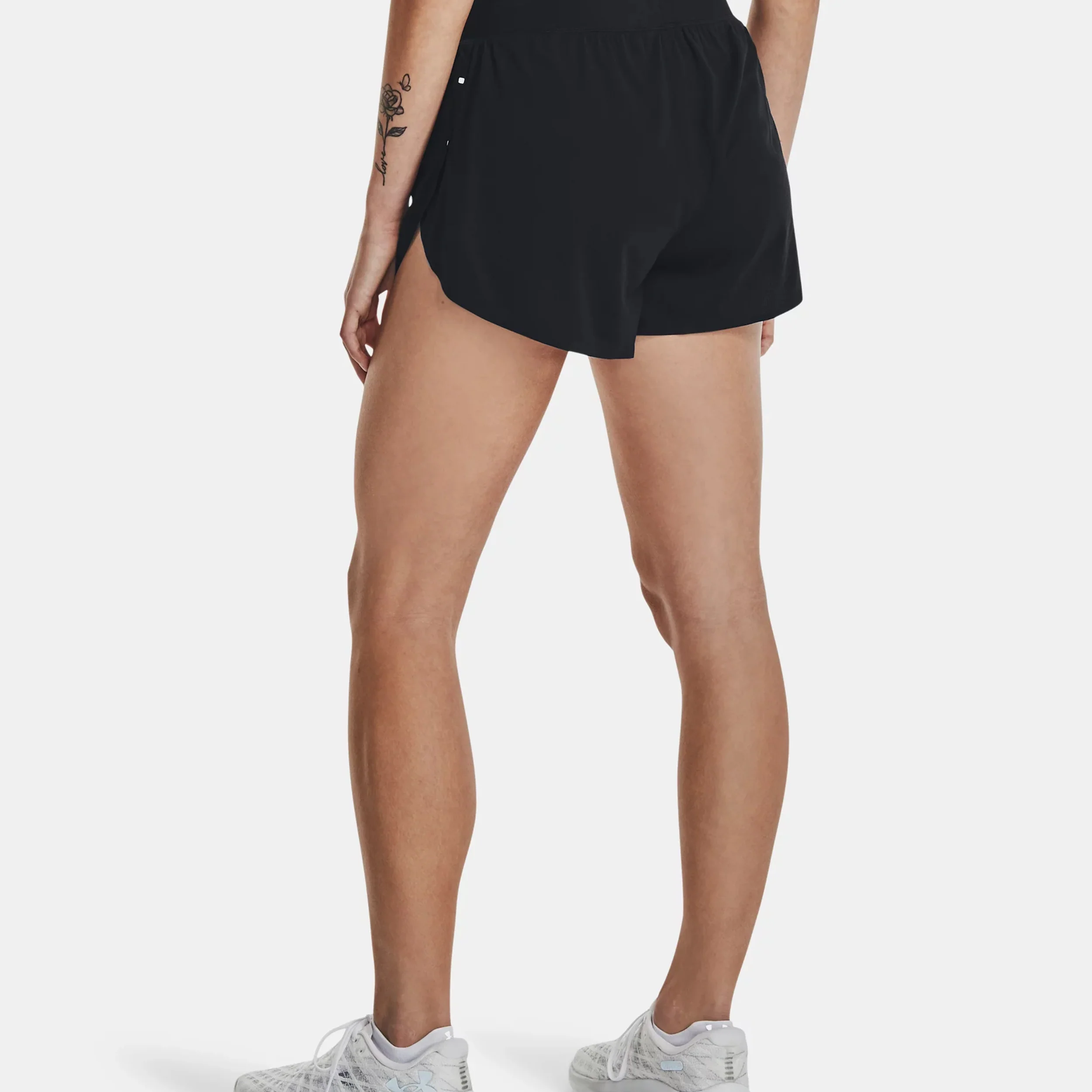 Lighter Than Air Shorts Damen-Schwarz - Image 4