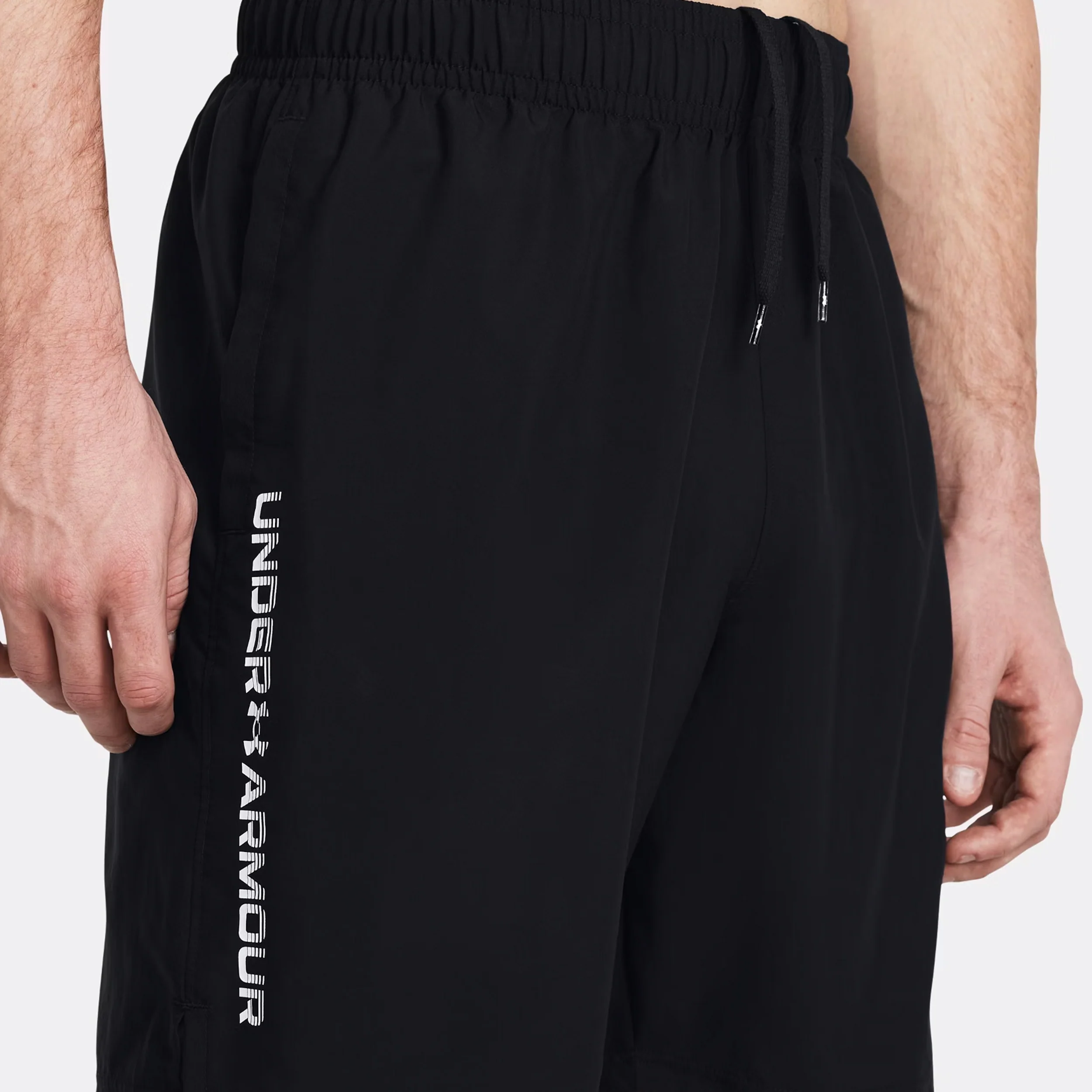 Tech Woven Shorts Herren-Schwarz - Image 5