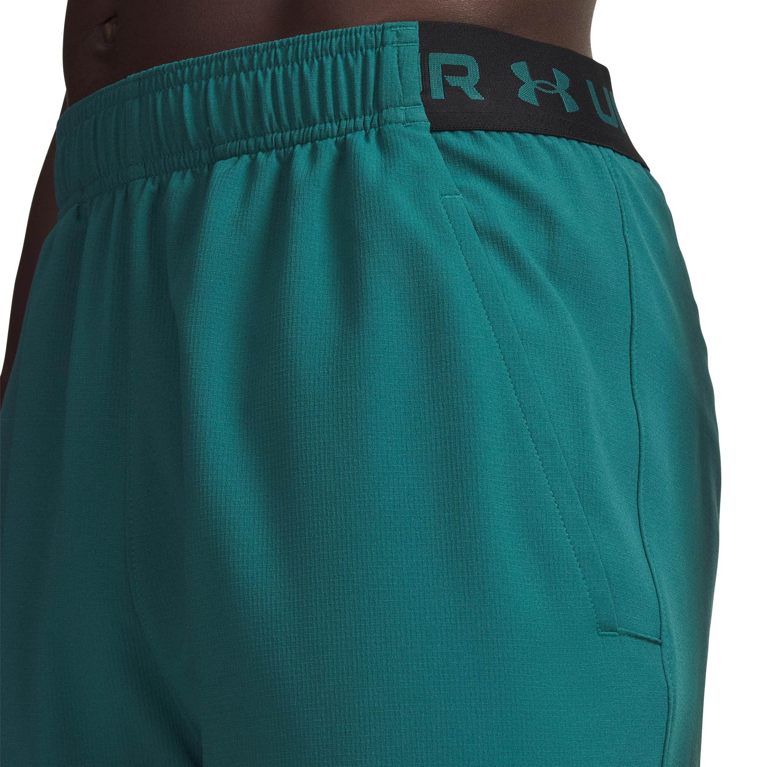 Vansih Woven 6in Shorts Herren-grün, schwarz matt - Image 3