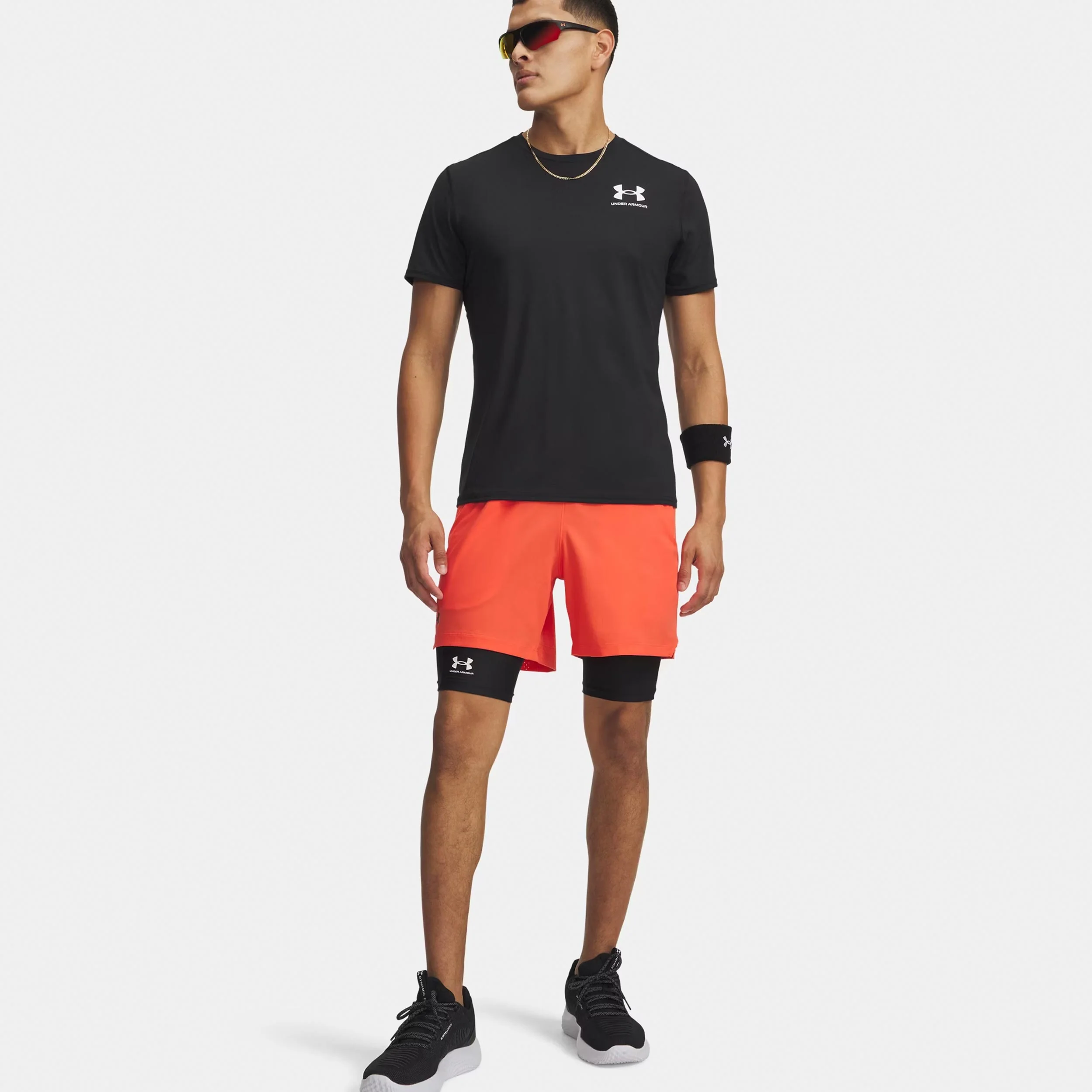 Vansih Woven 6in Shorts Herren-rot, schwarz matt - Image 3