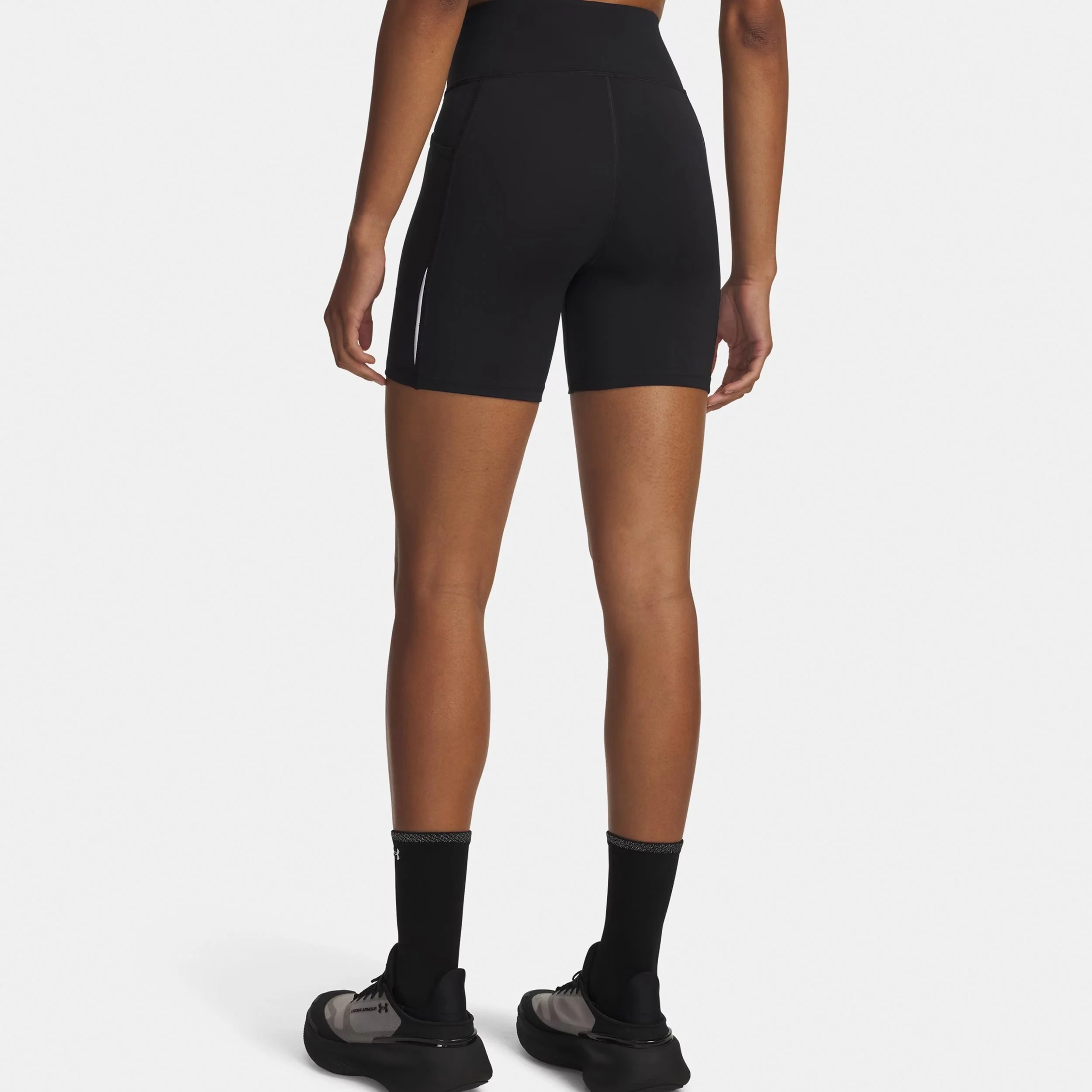 Velociti 6in Fitted  Laufshorts Damen-schwarz, silber - Image 2