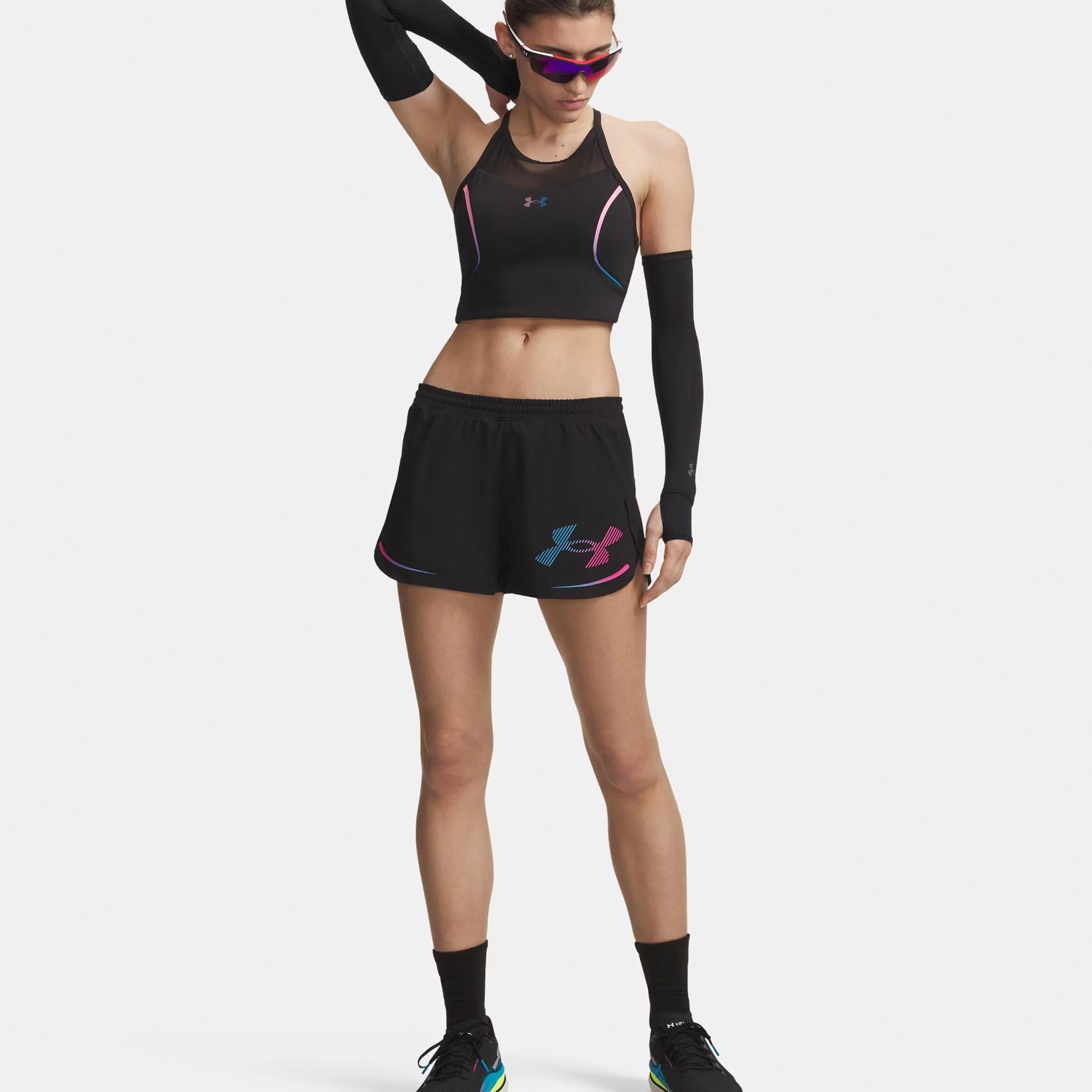 Velociti Elite Crop Laufshirt Damen-schwarz, pink - Image 3